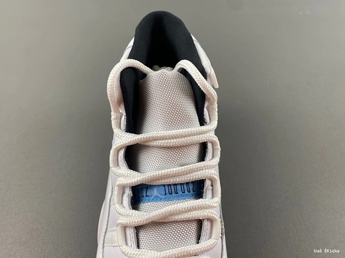 Blue Legend Jordan CT8012-104  692 (2024) 11 TopPick Retro 0725